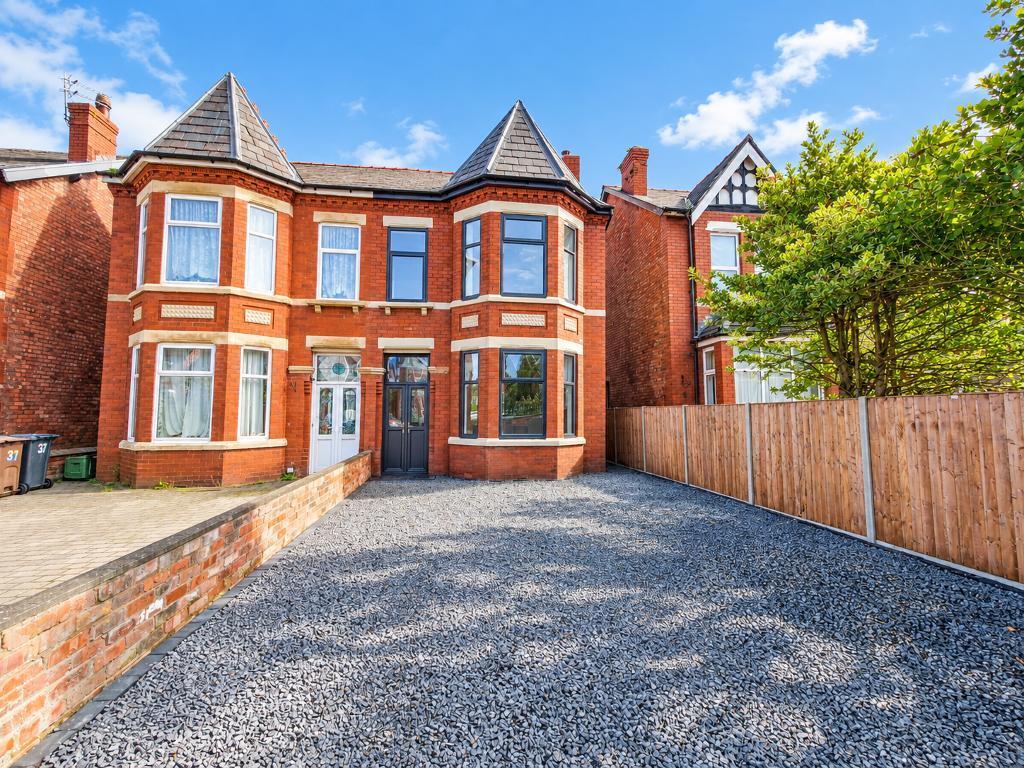 Main image of property: Dinorwic Road, Birkdale, Southport, Merseyside, PR8 4DL