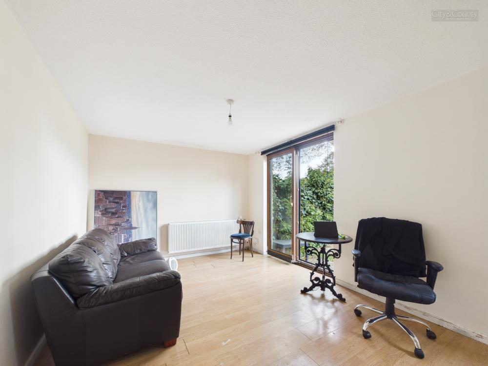 House in Peterborough - View 2