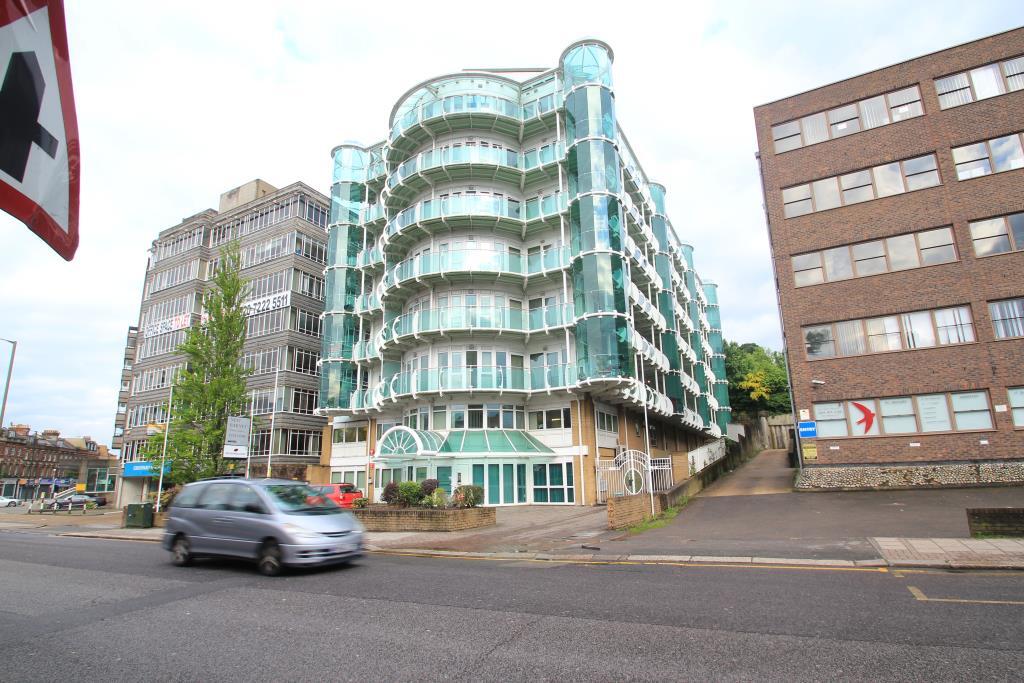 Main image of property: Comer House, Station Road, Barnet, EN5 1QJ