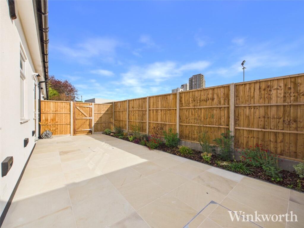 House in London - View 3
