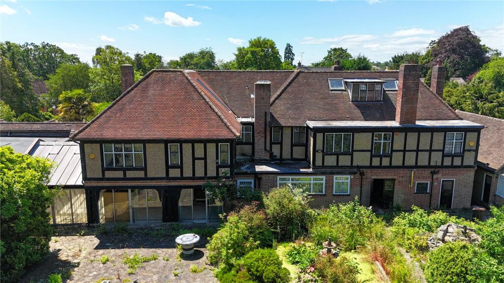 House in London - More
