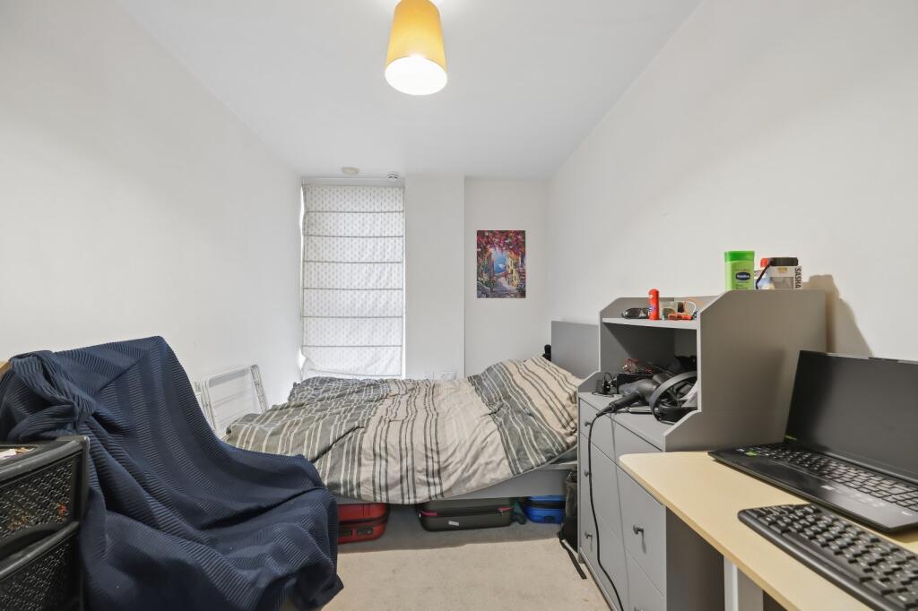 Apartment in London - View 5