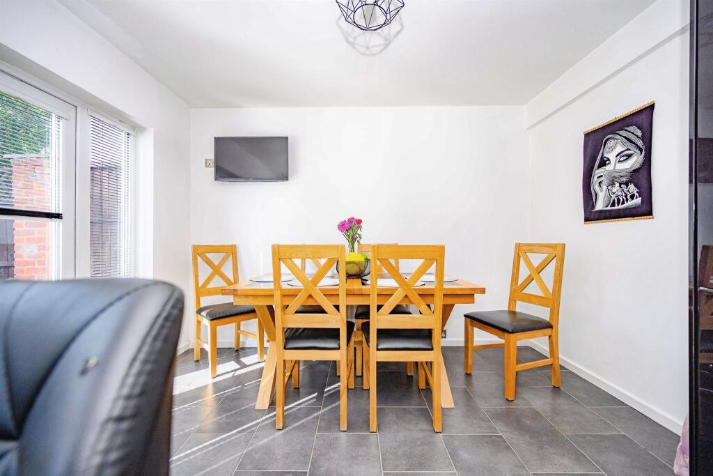 House in Dacorum, Hertfordshire - View 5