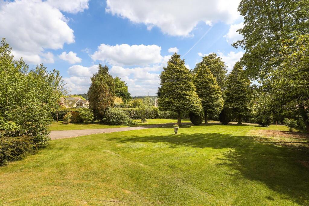 The Highlands, Painswick, Stroud photo 4