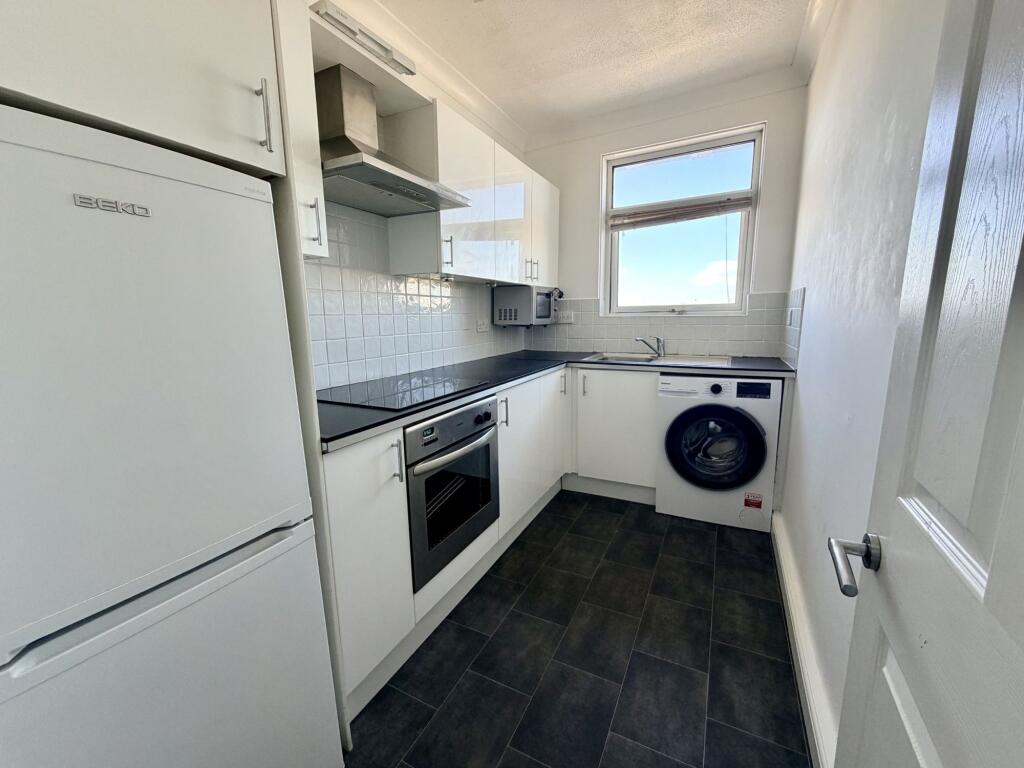 Apartment in Canterbury - View 5