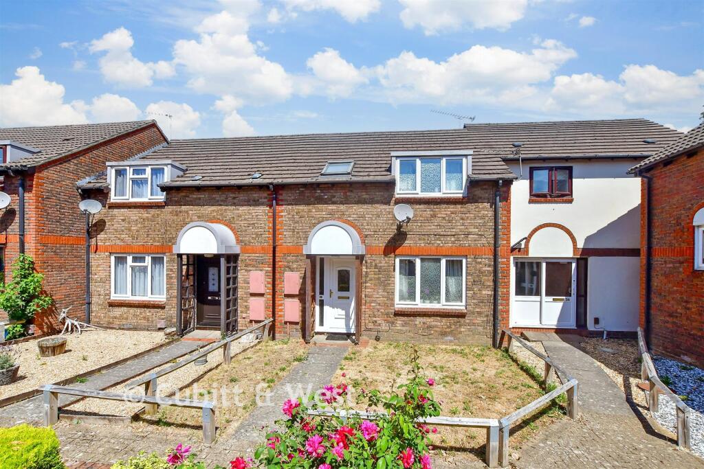 Osborne Crescent, Chichester, West Sussex - View 2