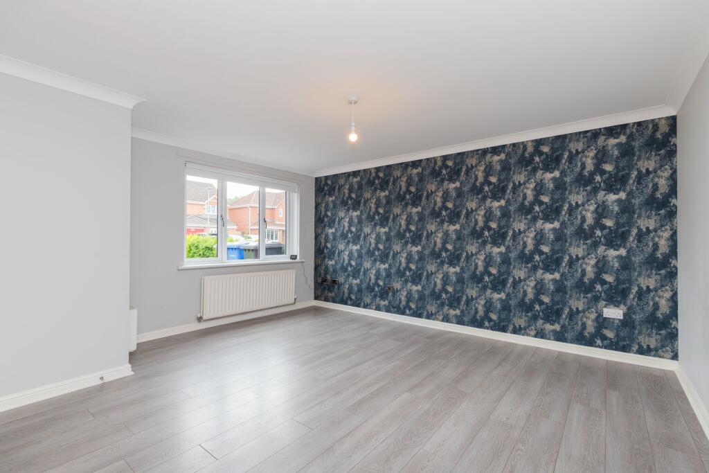 House in Glasgow - More