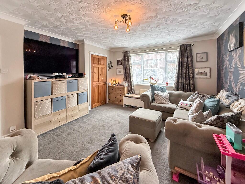 Eastfield Road, Driffield, East Riding of Yorkshire, YO25 photo 4