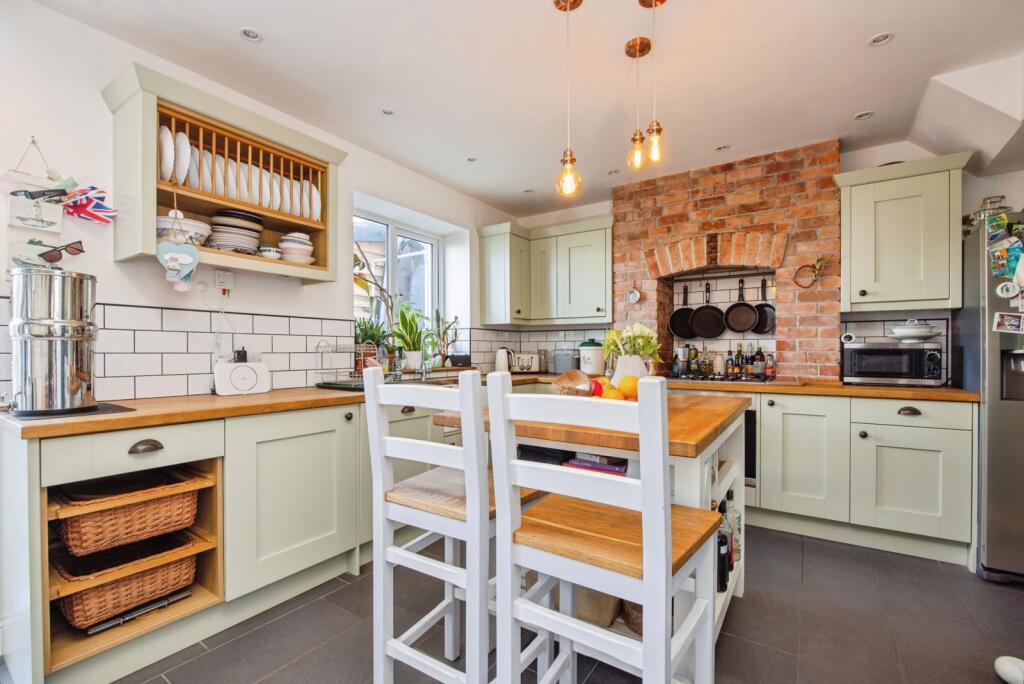 House in Truro - View 3