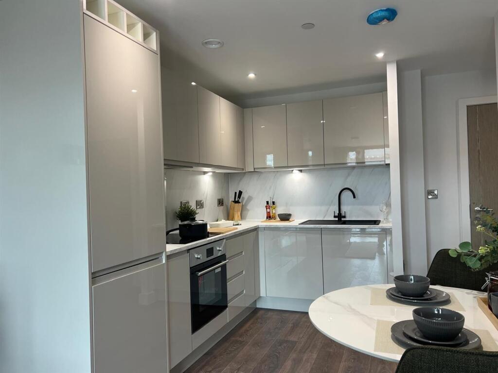 Apartment in Liverpool - View 4
