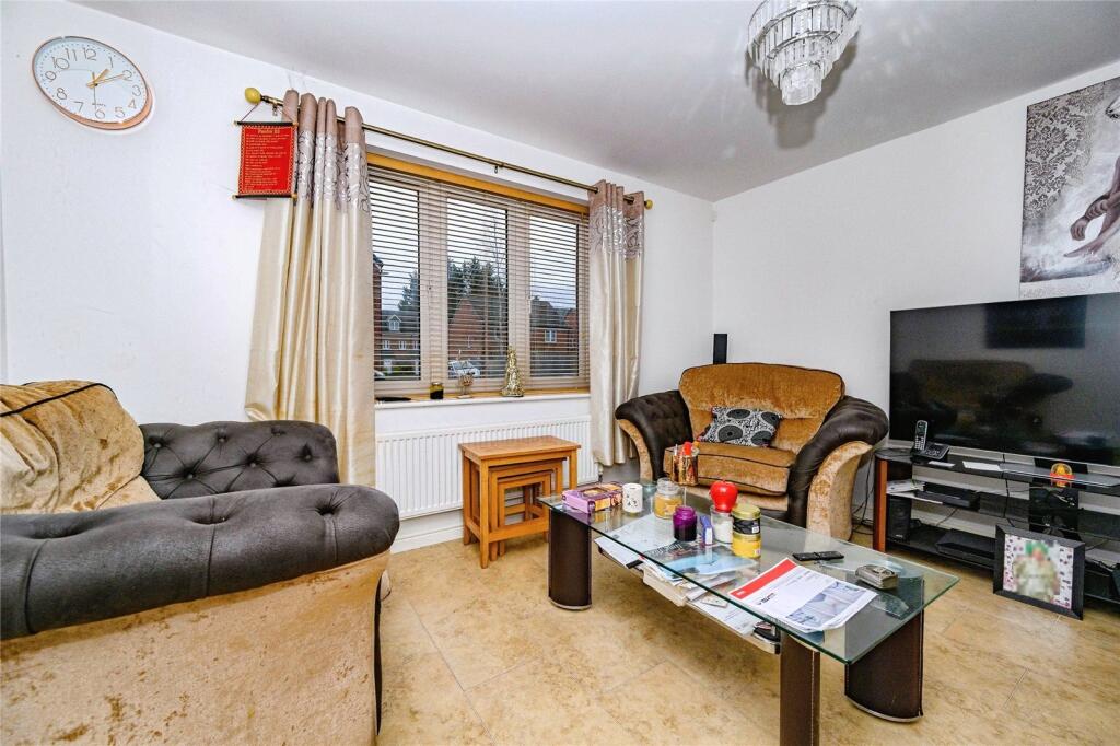 Guardian Way, Luton, Bedfordshire, LU1 photo 2