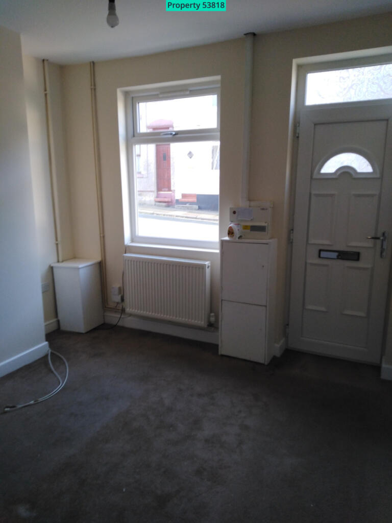 House in Stoke-on-Trent - View 3