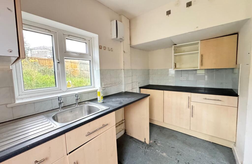 1 Brookside Way, Swaythling, Southampton, SO18 2LQ photo 3