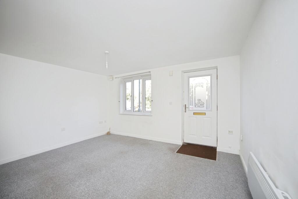 Apartment in Bridgwater, Somerset - View 4