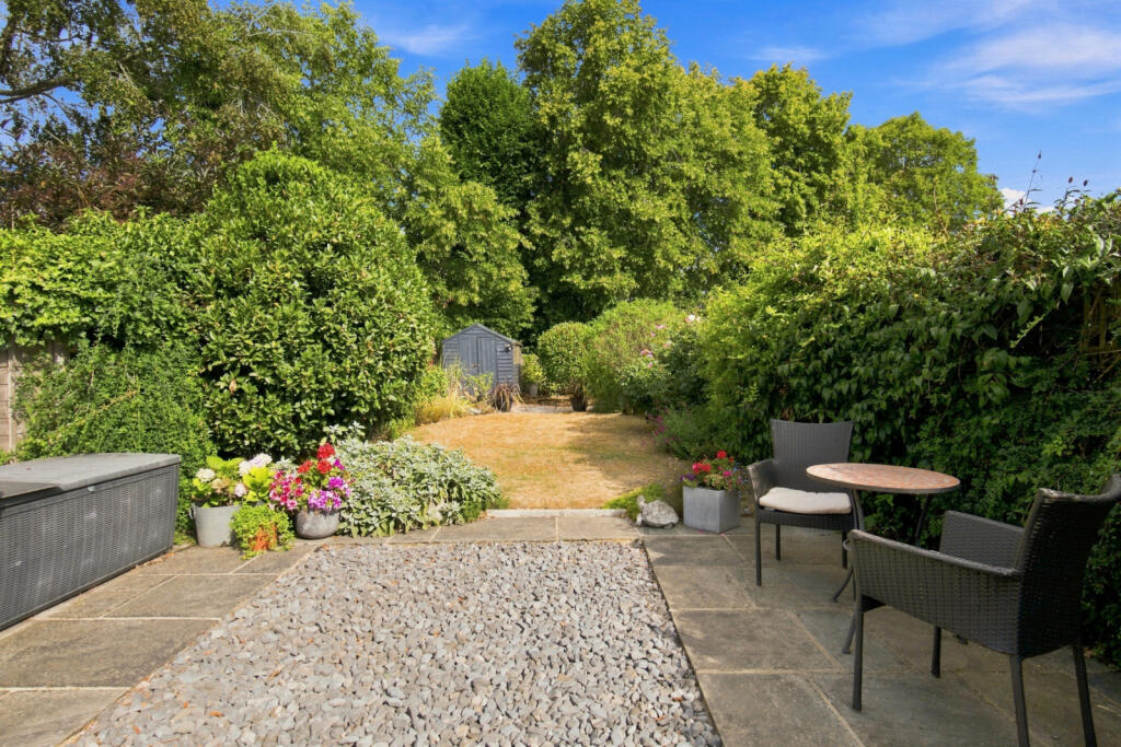House in Bishop's Stortford, Hockerill - View 3