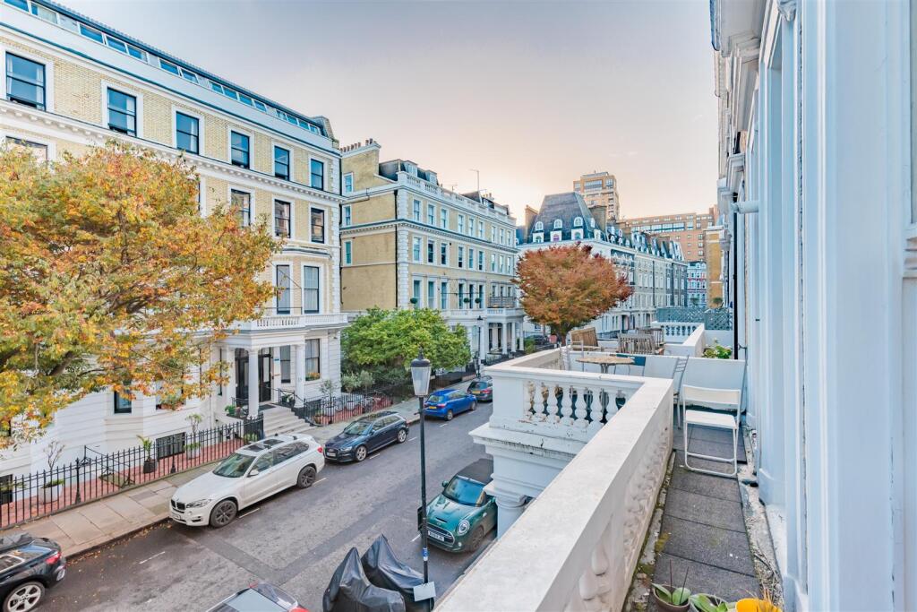 Apartment in London - View 3