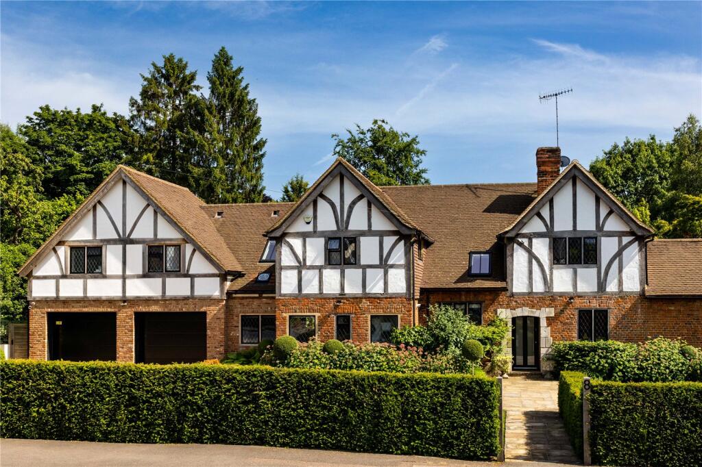 Main image of property: Detillens Lane, Oxted, Surrey, RH8