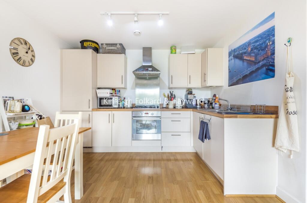 Main image of property: St Georges Grove, London, SW17