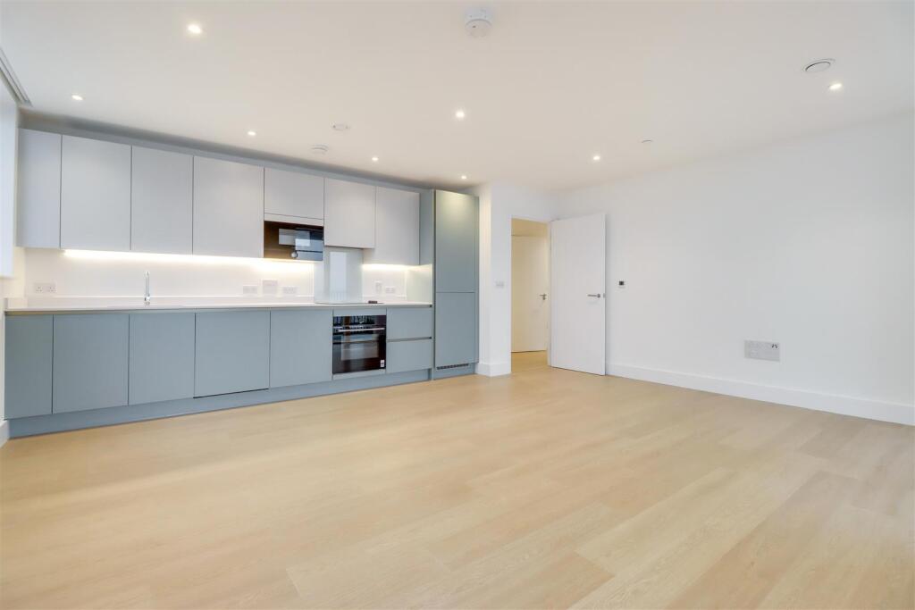 Apartment in London, Myatt's Fields, Loughborough Junction - View 5