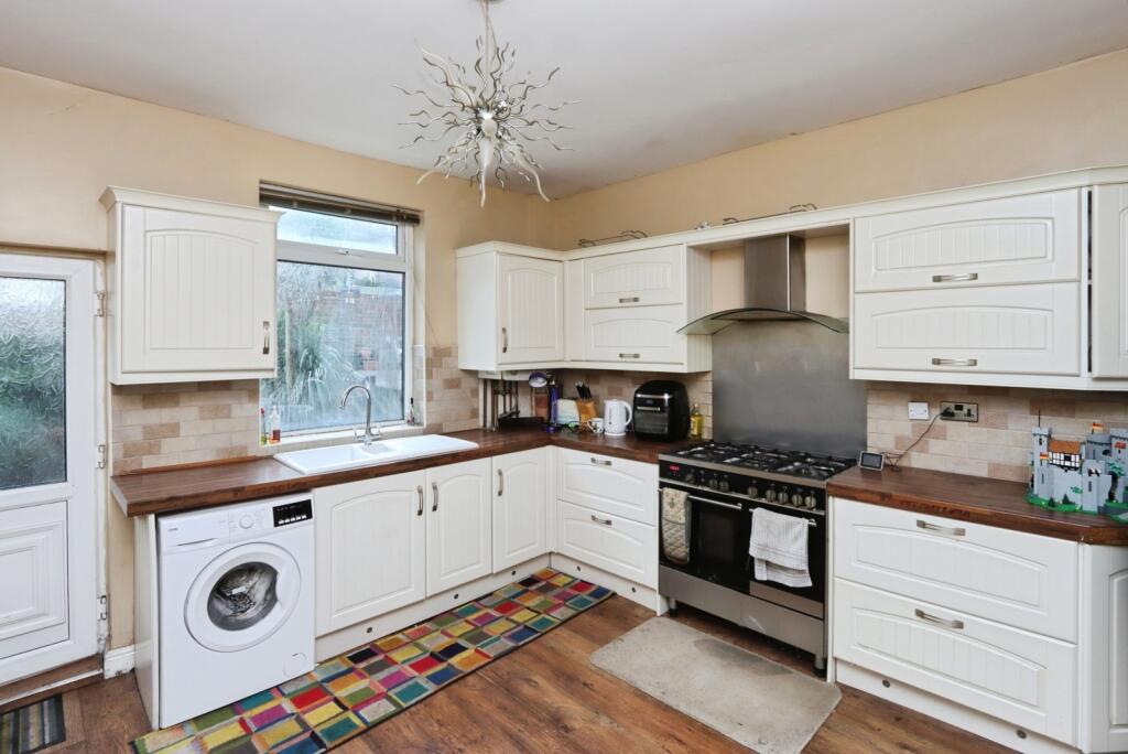 Cliffefield Road, SHEFFIELD, South Yorkshire, S8 – pohled 3