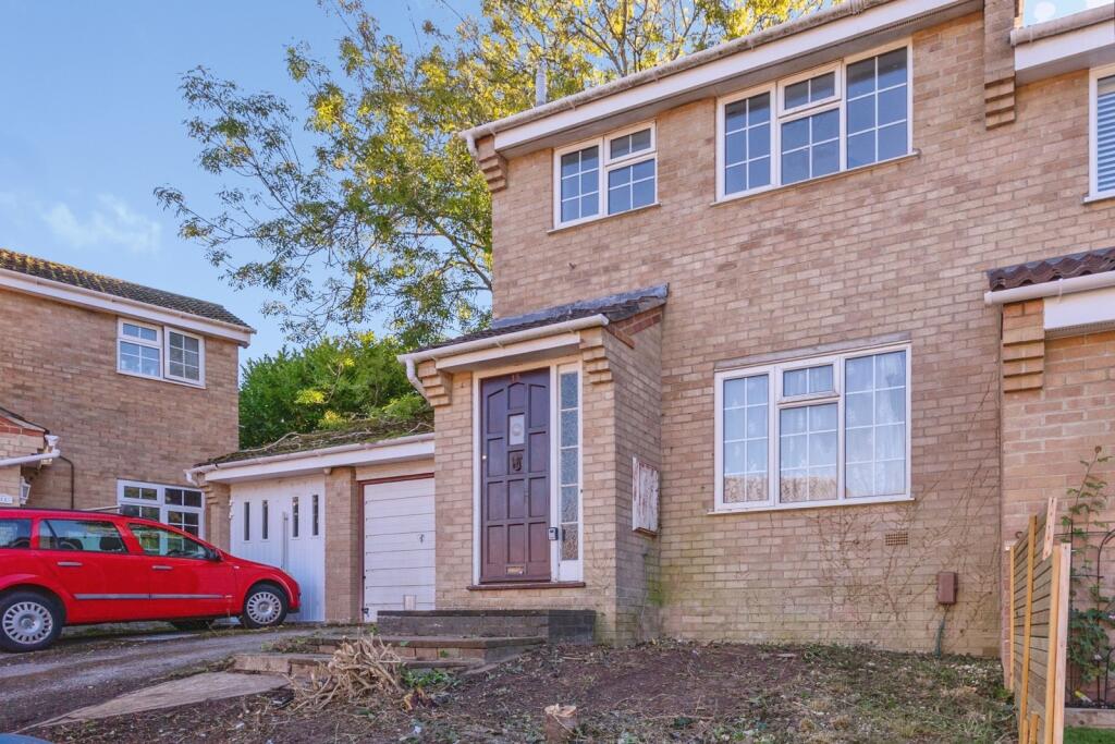 House in Portsmouth - More