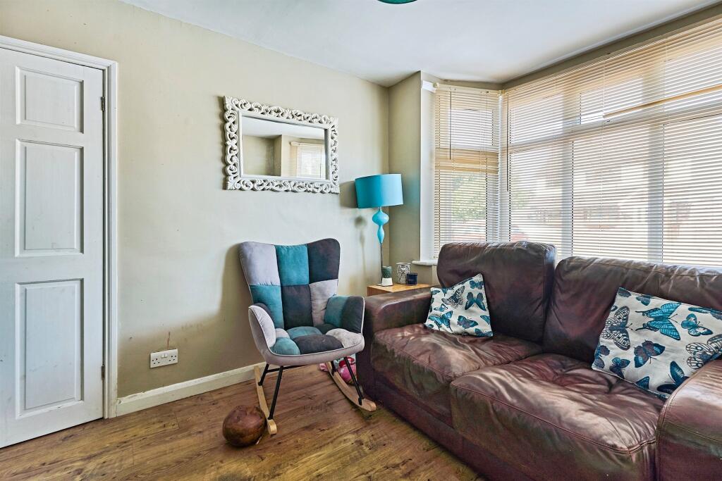 House in Dudley, West Midlands - View 5