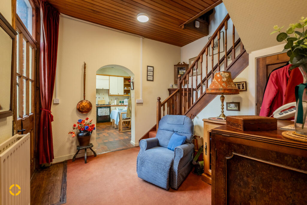 10 Clifton Drive, Lytham, FY8 photo 3
