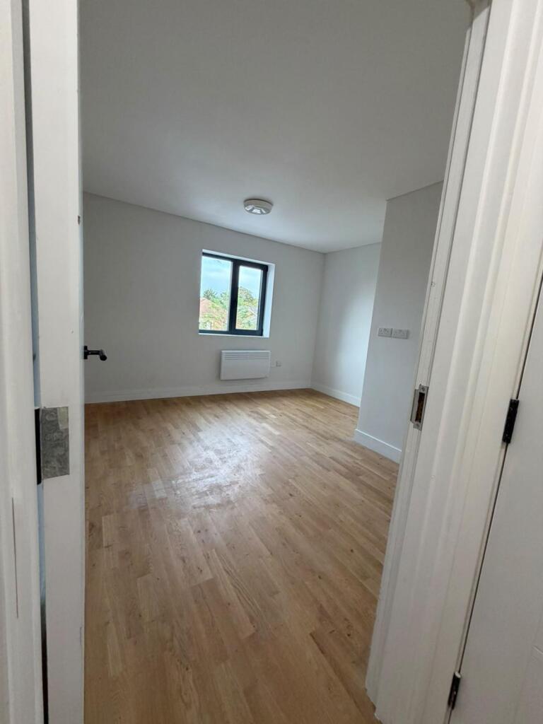 Apartment in Ashford - More