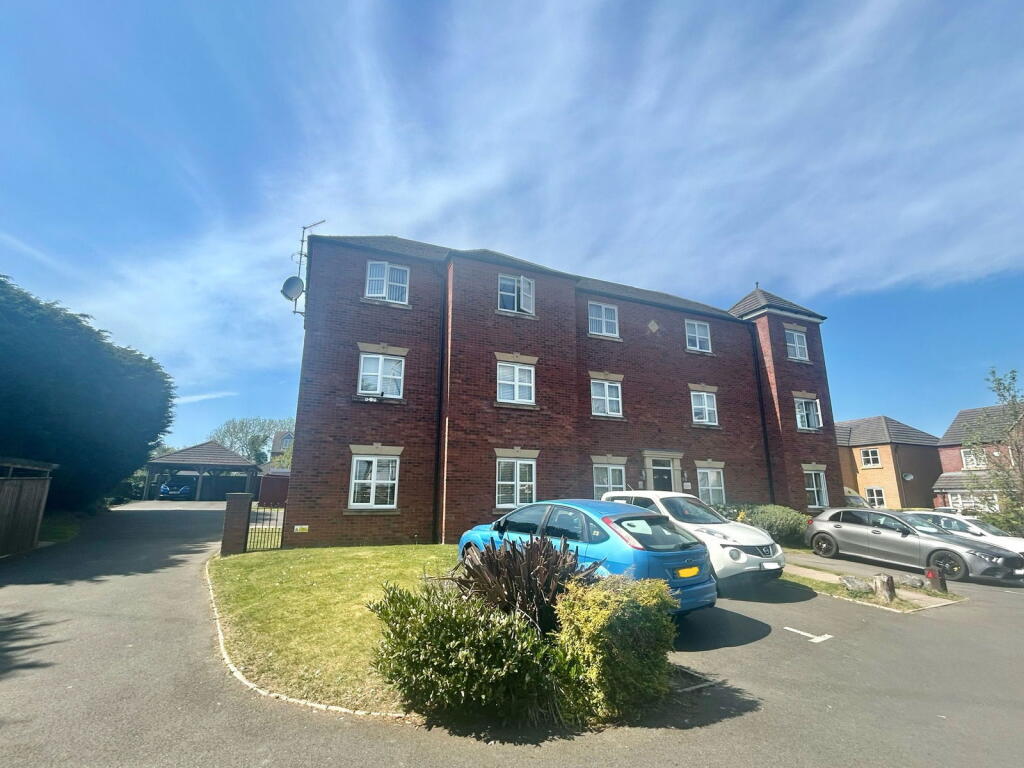 Apartment in Dudley, West Midlands