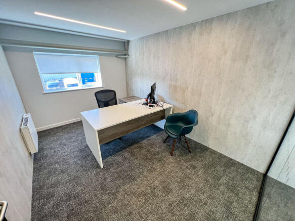 First Floor Suite, 1c Balderton Court