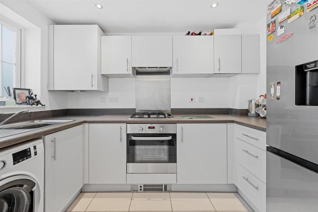 Elworthy Close, Kettering - View 2