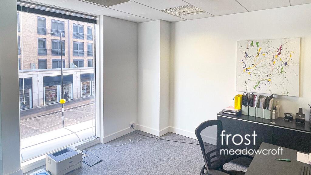 U5 2 Station Court Townmead Rd SW6 office 4.jpg