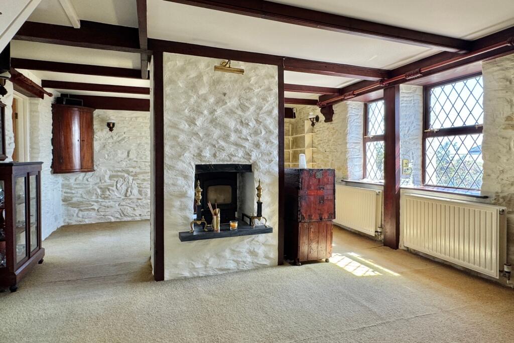 Old Smithy Cottage, Mawgan Porth, TR8 photo 3