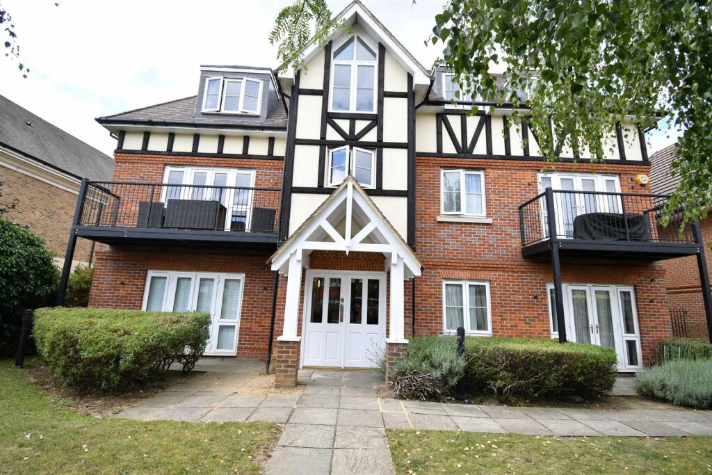 Main image of property: Royal Court, Holders Hill Road, Mill Hill