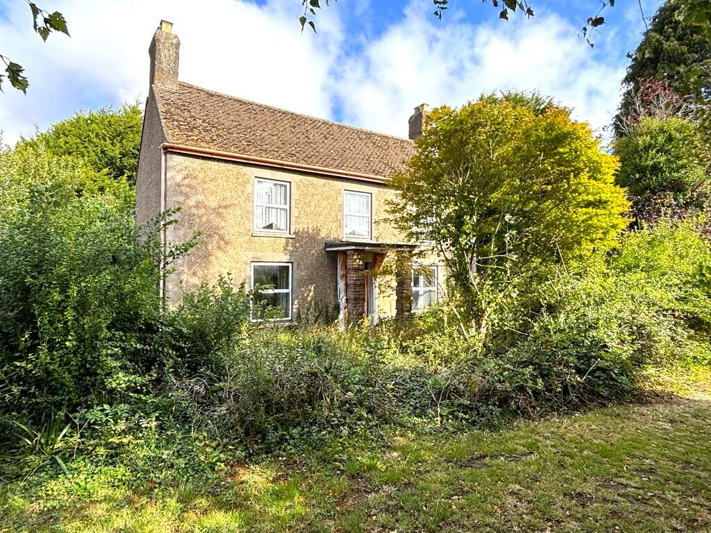 3-bed detached on Sutton Road, Terrington St. Clement, £300,000