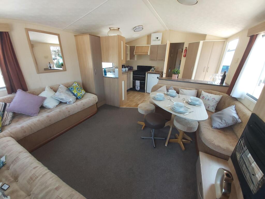 3-bed caravan on 2011 Willerby Rio Gold, Golden Sands Holiday Park, Warren Road, Dawlish Warren, Devon, EX7 0PQ, £24,995
