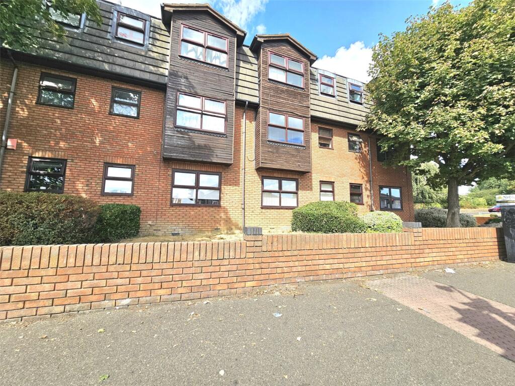 Main image of property: Diamond Court, Park Lane, Hornchurch, Essex, RM11