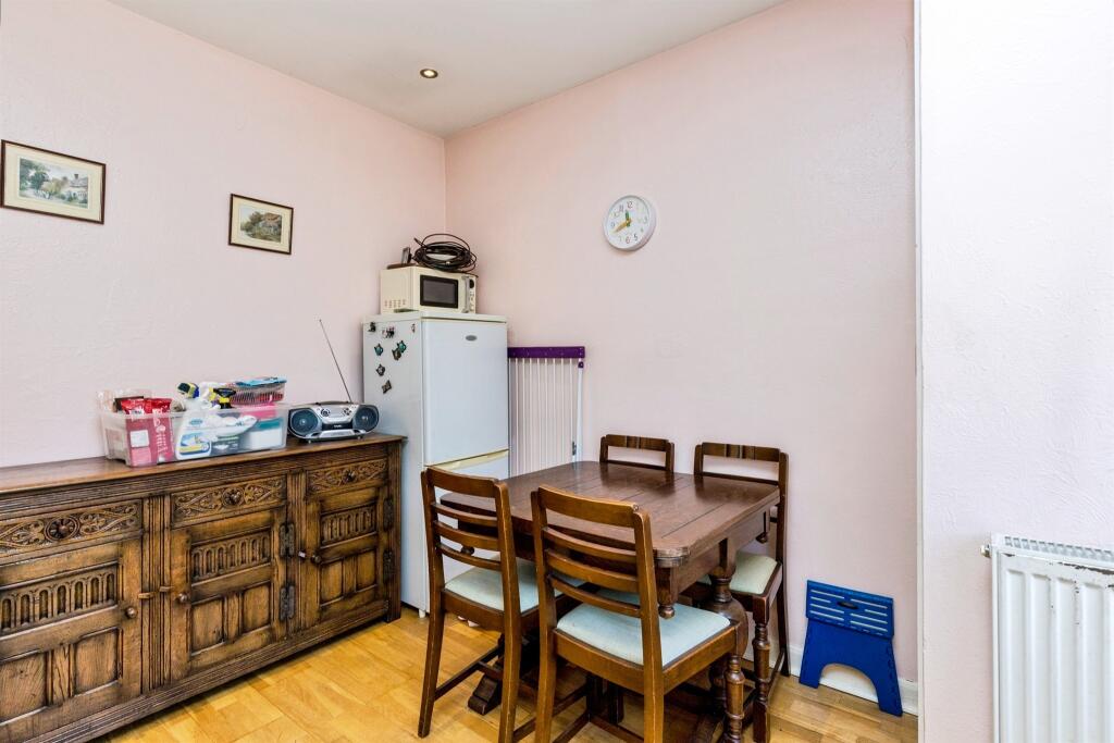 House in Burgess Hill, World's End - More