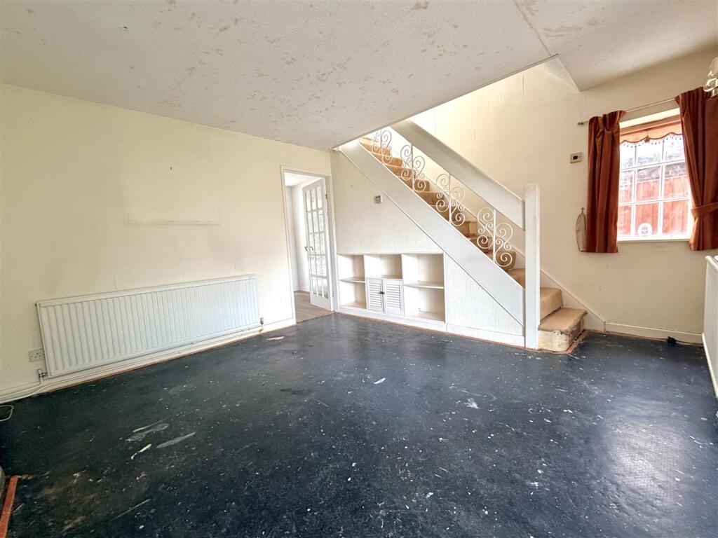 House in Trafford, Broadheath - View 5