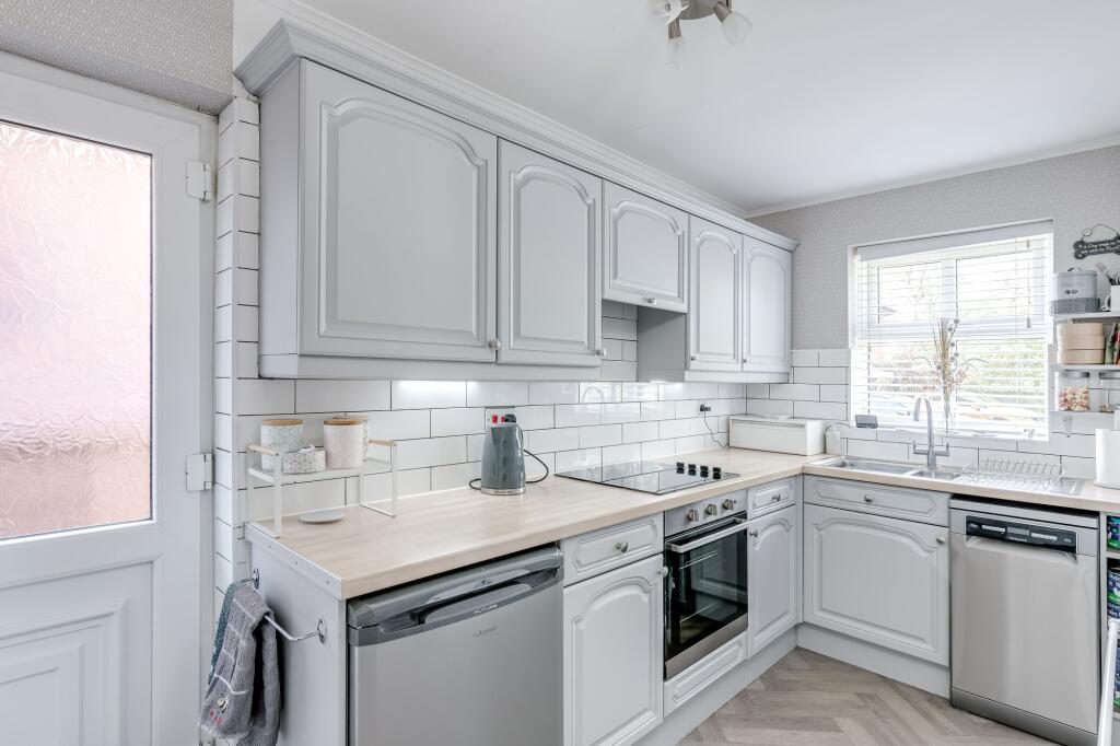 Hawkshaw Close, Aspull, WN2 photo 3