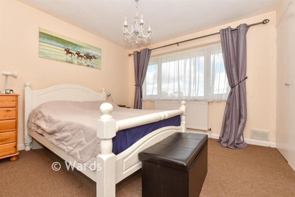 Downside Road, Whitfield, Kent photo 3