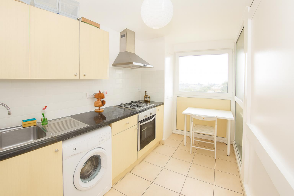 3 bedroom flat for rent