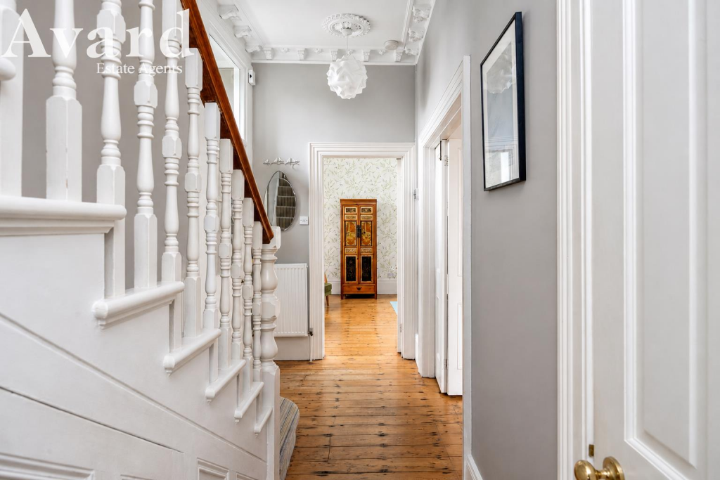 House in Brighton - View 5