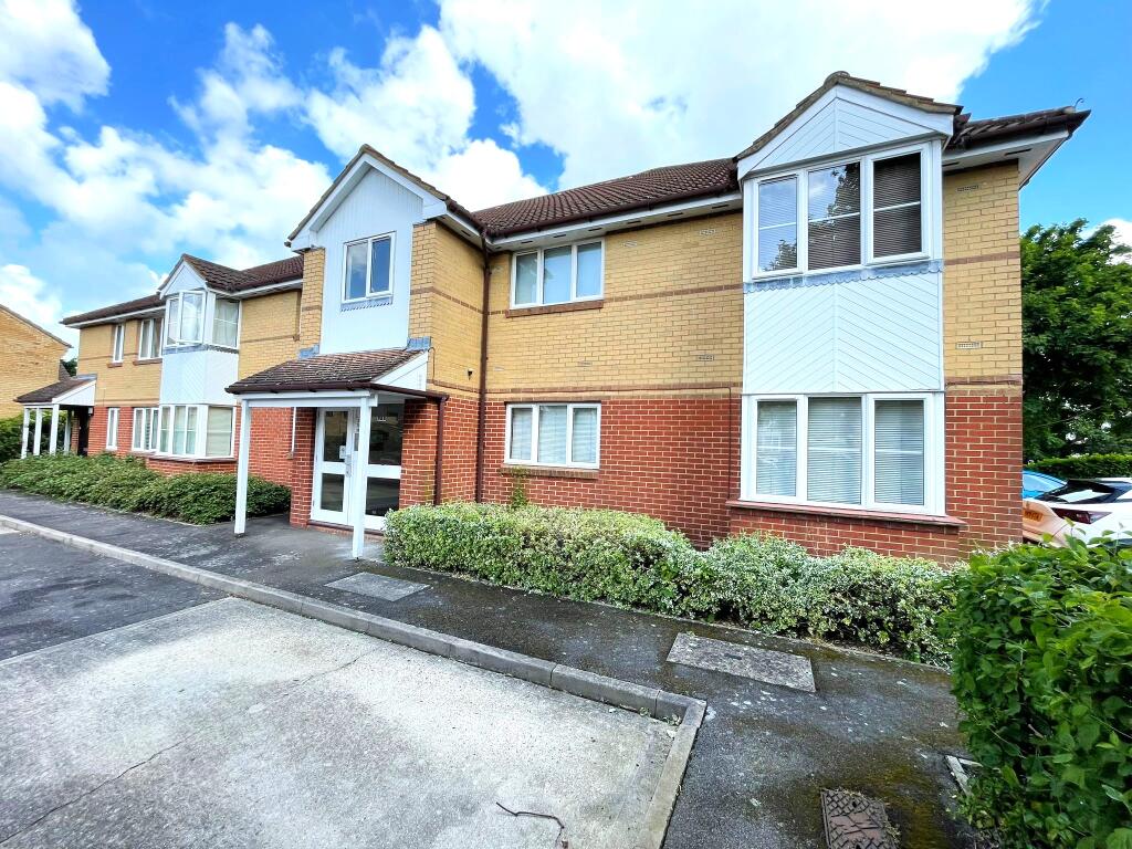 Main image of property: Chestnut Court, Bedford Road, Hitchin, SG5
