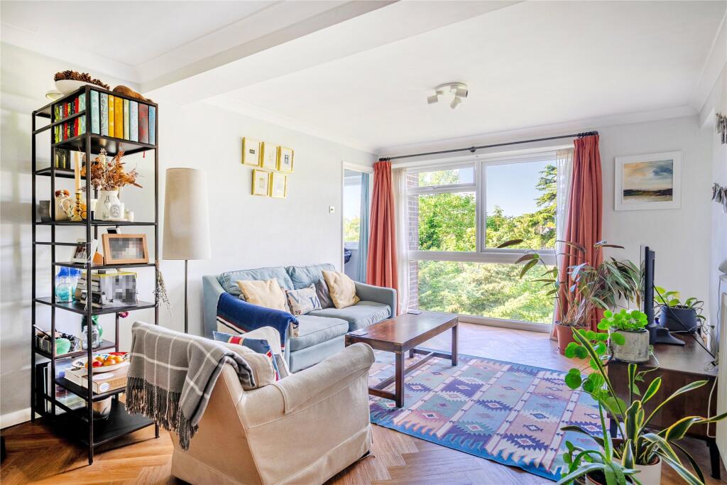 Main image of property: Beckenham Grove, Bromley