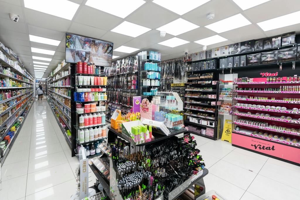 33 Westage Peterborough 008.jpg