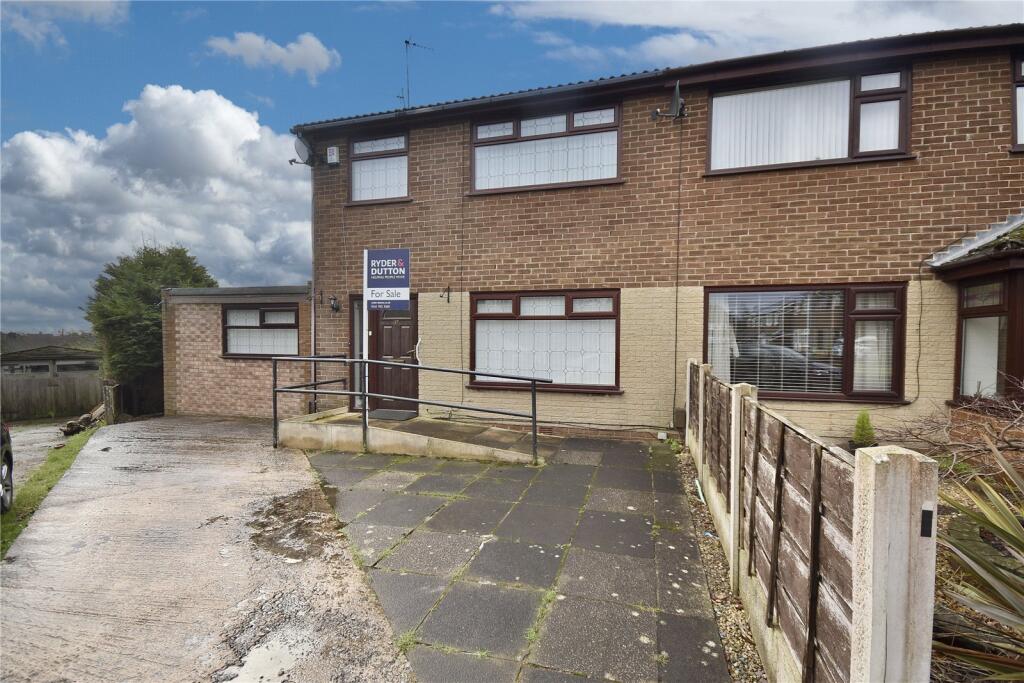 Main image of property: Elmwood Drive, Royton, Oldham, Greater Manchester, OL2