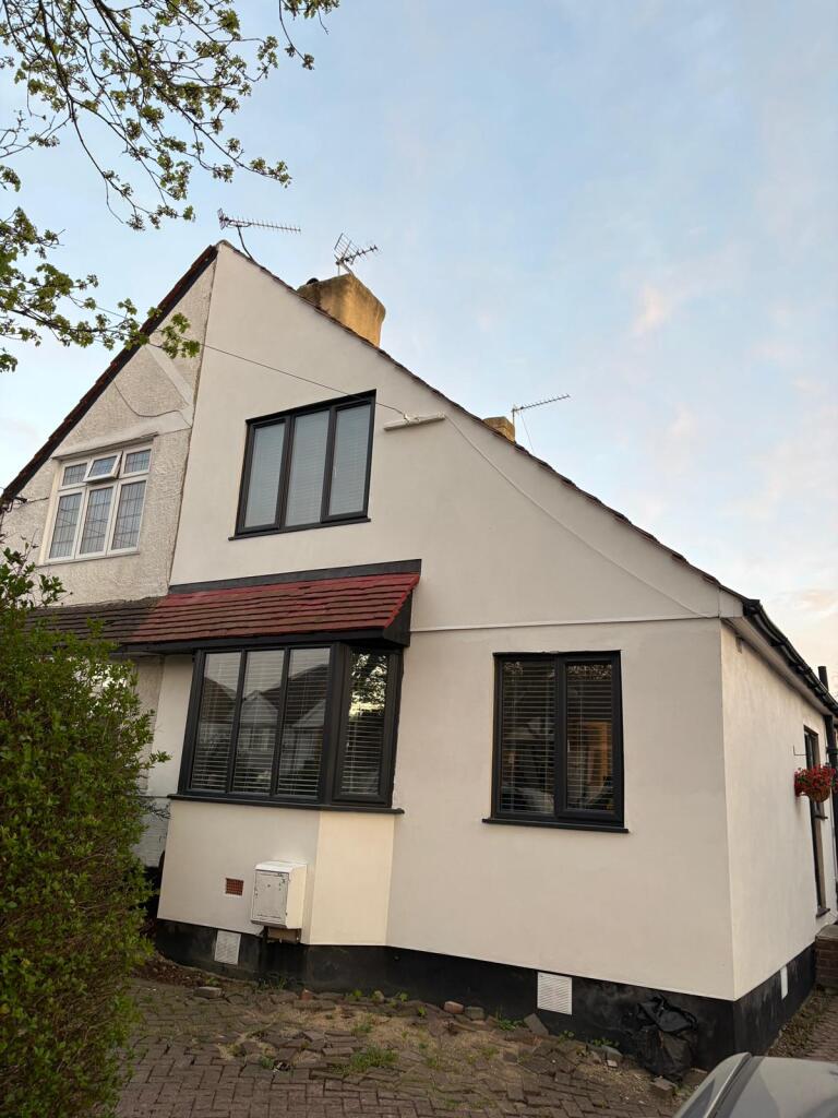 Main image of property: Old Road East, Gravesend, DA12