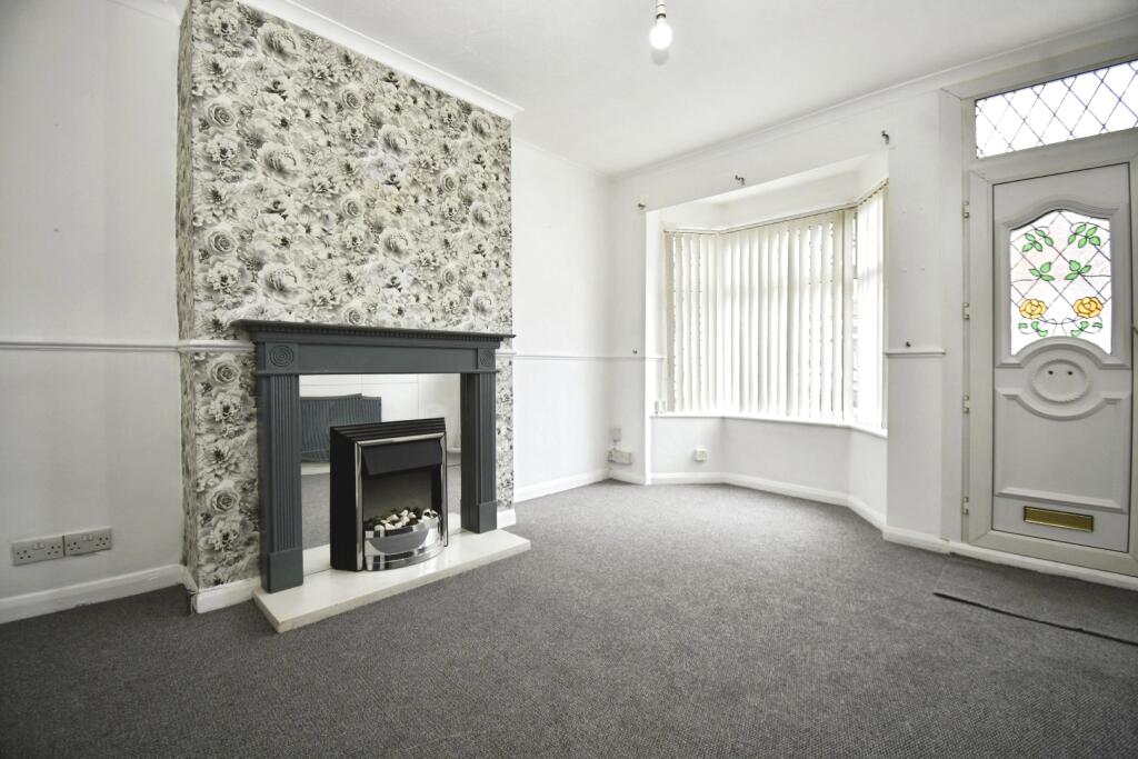 House in Hull - View 2