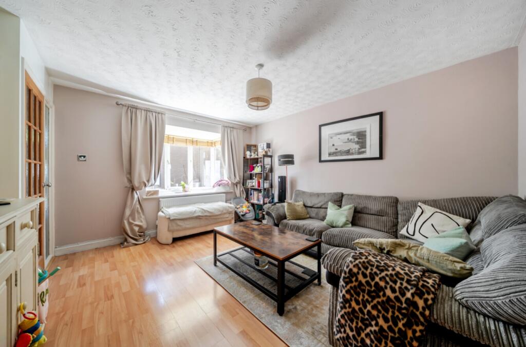 House in Lincoln, Birchwood - View 5